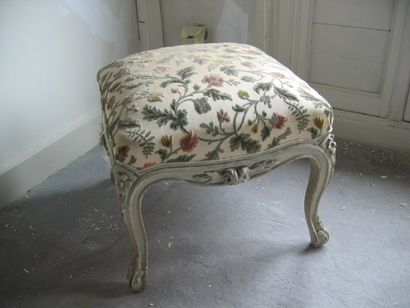 null tabouret, style louis XV.