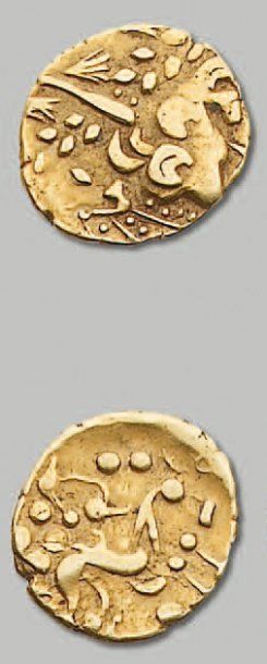 MONNAIES GAULOISES AMBIANI 1er s. av. J.-C.). Statère d'or. 6,45 g Tête stylisée...