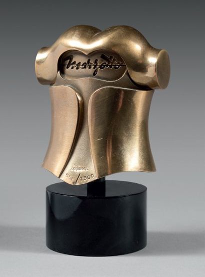 Miguel BERROCAL (1933-2006) Buste de Marzotto Épreuve en bronze doré, signée et numérotée...