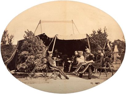 Gustave Legray (camp de Châlons, 1857) officiers supérieurs assis devant la tente....