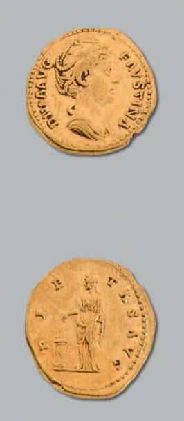 null Aureus. 7,16 g. Rome (141).
Son buste drapé à droite.
R/La Piété debout à gauche,...