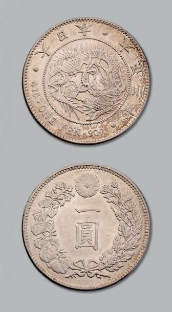 null Lot:
Yen: 2 exemplaires. 1896 (an 29) et 1882 (an 15). Meiji.
Joint yen de 1914...