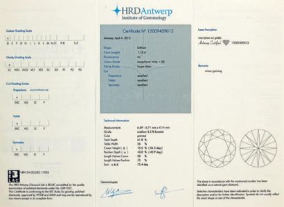 null Diamant de forme ronde et de taille brillant sous scellé pesant 1,13 ct.
Accompagné...