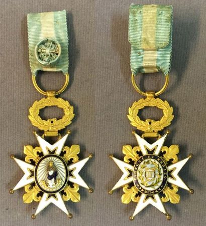 null Espagne - Ordre de Charles III, croix de chevalier en bronze doré et émail (cheveux),...