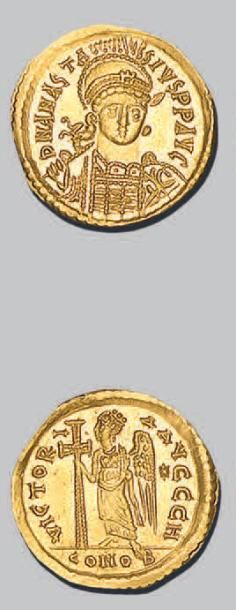 null ANASTASE (491-518)
Solidus. Constantinople. 4,46 g.
Son buste armé de face.
R/...