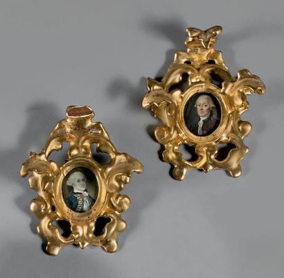 ECOLE DU XVIIIe SIÈCLE 
Portraits de deux aristocrates
Paire de miniatures.
Cadres...