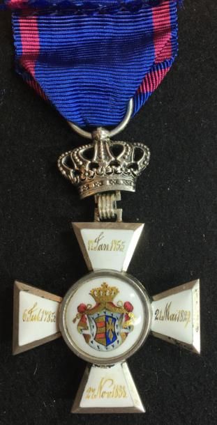 Grand-duché d'Oldenbourg Ordre de Pierre
Frédéric Louis, fondé en 1838, croix de...