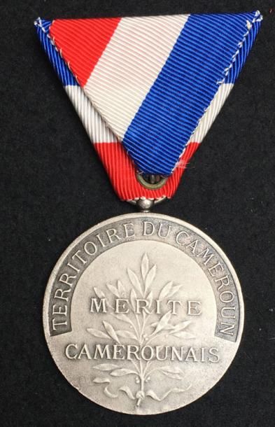 null Ordre pour le Mérite Indigène, deuxième type (1946-1958), médaille de 2e classe...