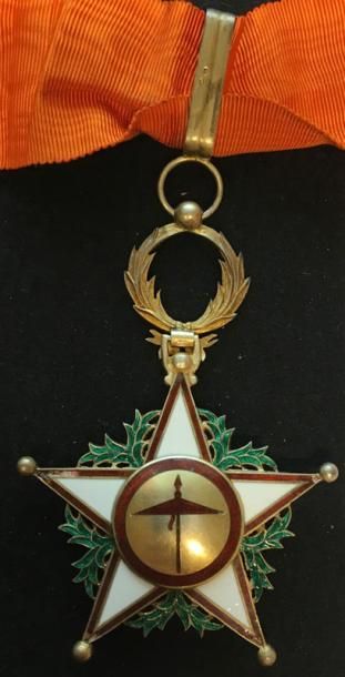 null Ordre du Ouissam Alaouite Cherifien, fondé en 1913, bijou de commandeur du premier...