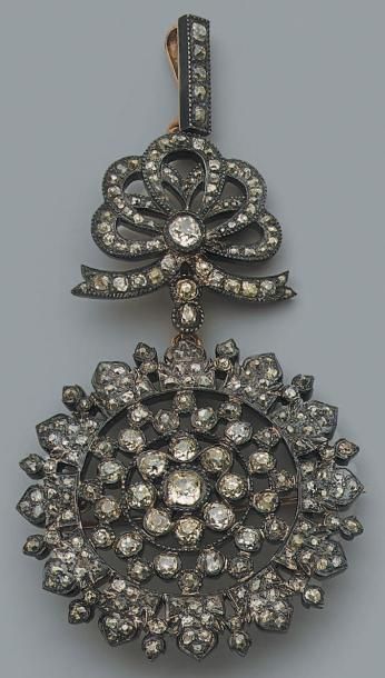 Nichan ad-Dam, ou ordre du Sang, institué vers 1840, important bijou en or et argent...