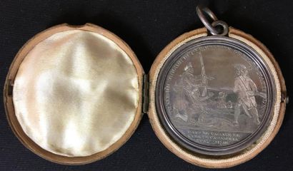null 28 juillet 1794, prise de l'île de Cassandria, médaille portable en argent,...