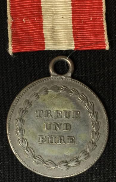 SUISSE Médaille de la Fidélité Helvetique dite «d'Yverdon«, créée en 1815, en argent,...