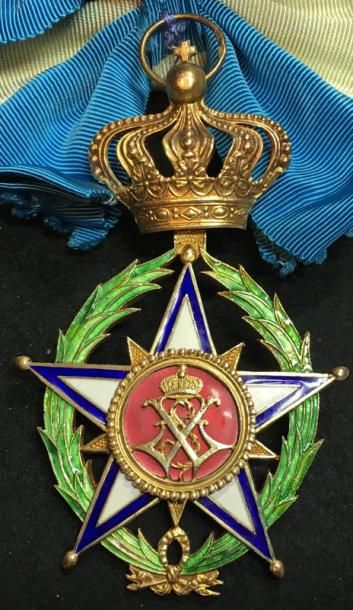 null Ordre de l'Étoile Africaine, fondé en 1888 par Léopold II, souverain de l'État...