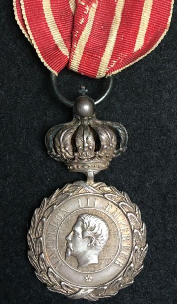 null Médaille d'Italie, premier modèle avec couronne en argent, profil de Napoléon...