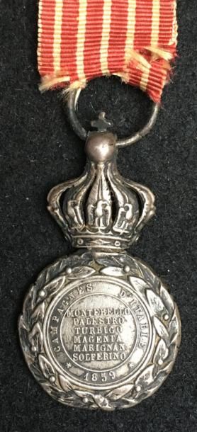 null Médaille d'Italie, premier modèle avec couronne, demi-taille en argent, couronne...