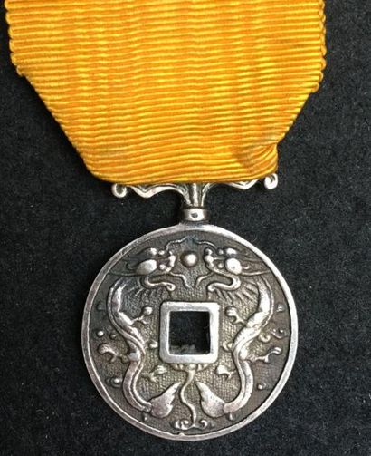 null Empire de Chine - Médaille des Taï Ping, créée en 1862, en argent à bélière...