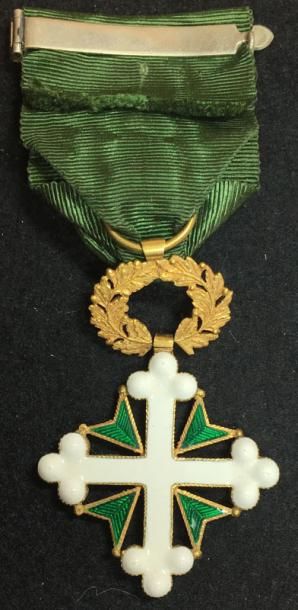 Royaume d'Italie Ordre des Saints Maurice et Lazare, croix d'officier du premier...