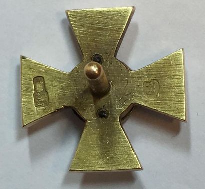 null Ordre de Saint-Georges, petite croix uniface pour arme de saint Georges en or...