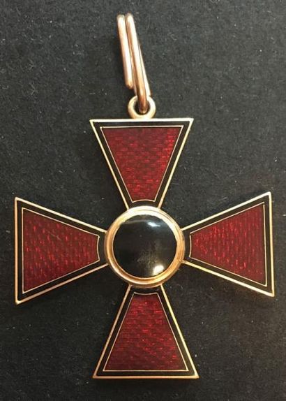 null Ordre de Saint-Vladimir, fondé en 1782, croix de 2e classe, en or, les émaux...