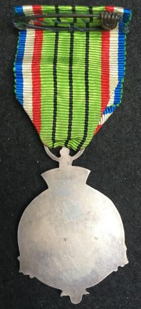 null Médaille commémorative du Siège de Belfort 1870-1871, modèle monobloc en métal...