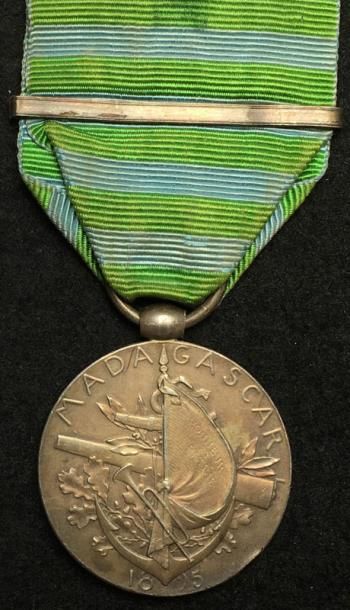 null Médaille de Madagascar 1895, deuxième expédition par Roty en argent, poinçon...