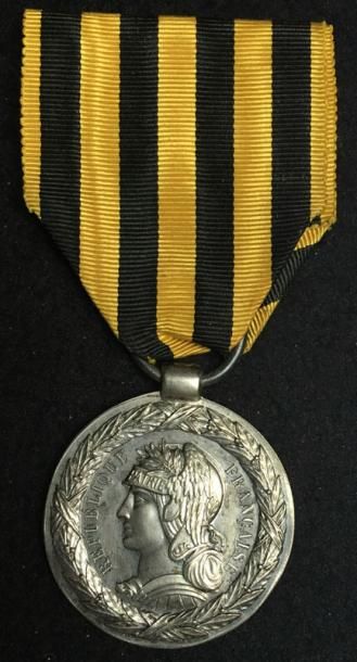 null Médaille du Dahomey, 1892, frappe privée en maillechort, le revers présente...