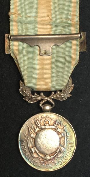 null Médaille coloniale en argent, premier type de fabrication privée par A. D. Marie,...