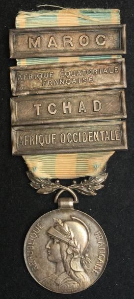 null Médaille coloniale en argent, premier type de fabrication privée par Bacqueville,...