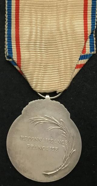 null Médaille de la Reconnaissance Française, 2e classe en argent, premier type par...
