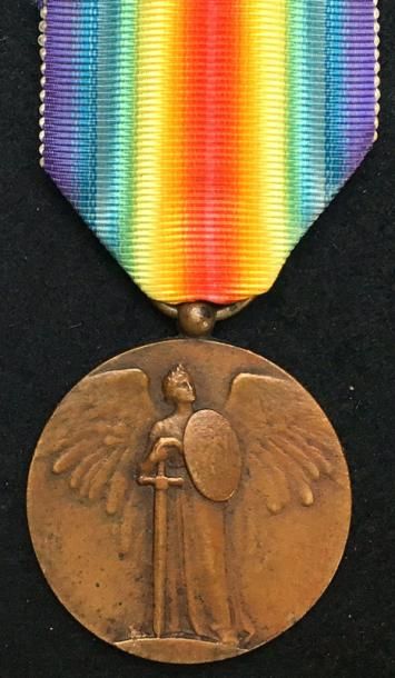 null Médaille interalliée de la Victoire, modèle Pautot et Mattéi non signé, en bronze...