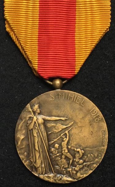 null Médaille de Saint-Mihiel, créée en 1936, premier type signé Fraisse en bronze...
