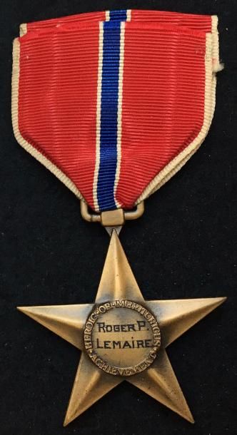 États-Unis d'Amérique (USA) «Bronze Star Medal», créée en 1944, en bronze patiné,...