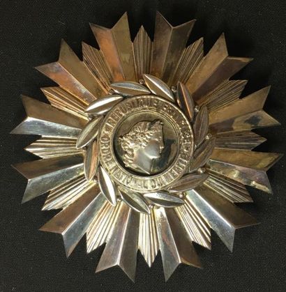 null Ordre National du Mérite, plaque de grand officier du premier type entièrement...
