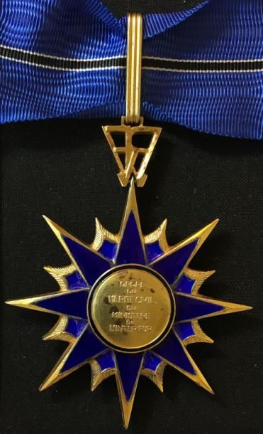 null Ordre du Mérite Civil du Ministère de l'Intérieur, fondé en 1957, bijou de commandeur...
