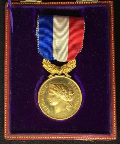 null IIIe République, médaille d'honneur de 1re classe en or, au profil de Cérès...