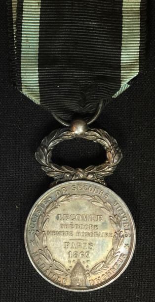 null Médaille d'honneur de la Mutualité en argent, au profil de Napoléon III lauré...