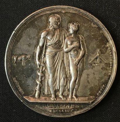 null Restauration - Médaille de la vaccine en argent, au profil de Charles X à gauche...