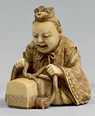 JAPON - Epoque MEIJI (1868-1912) Petit okimono en ivoire dans le style des netsuke,...