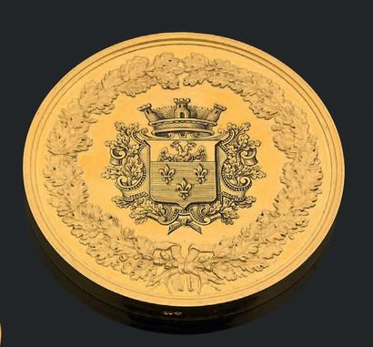 null Médaille en or, environ 900 millièmes, figurant les armes de Versailles et au...