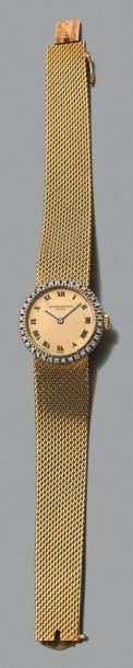Van Cleef & Arpels, Vacheron Constantin Montre-bracelet de dame en or jaune 750 millièmes,...