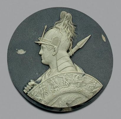null Camée de forme ronde en jaspe représentant le profil d'Alexandre Ier, le dos...
