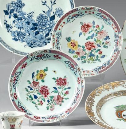CHINE, Compagnie des Indes Époque Yongzheng (1723-1735) 
Paire de coupes en porcelaine...
