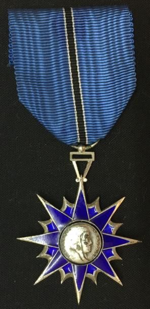 null Ordre du Mérite civil du Ministère de l'Intérieur, étoile de chevalier en argent...