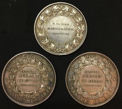 null * Corps législatif, 1852, 1853, 1856, groupe de trois médailles d'identité par...