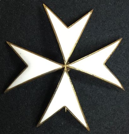 null * Ordre de Malte - Croix de profession en vermeil et émail.
60 mm
France (?),...