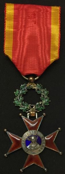 VATICAN Ordre de Saint-Grégoire le Grand, croix de chevalier à titre civil en vermeil...