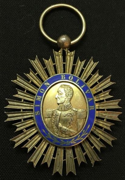 Venezuela Ordre du Libérateur Simon
Bolivar, insigne de chevalier en vermeil, les...