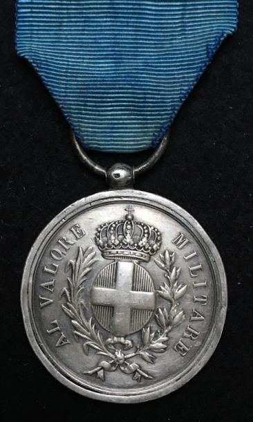 null * Royaume de Sardaigne - Médaille de la Valeur militaire, fabrication française...