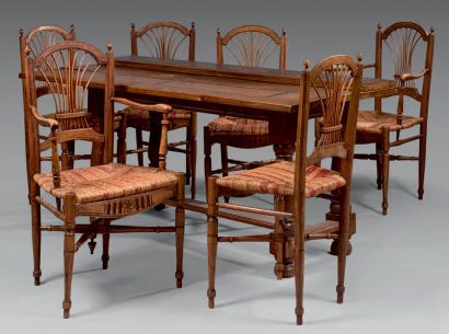 null Suite de quatre chaises et deux fauteuils paillés en bois naturel à dossier...