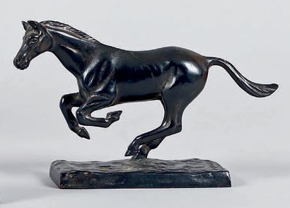 Irénée ROCHARD (1906-1984) Cheval au galop
Statuette en bronze patiné signée.
Hauteur:...